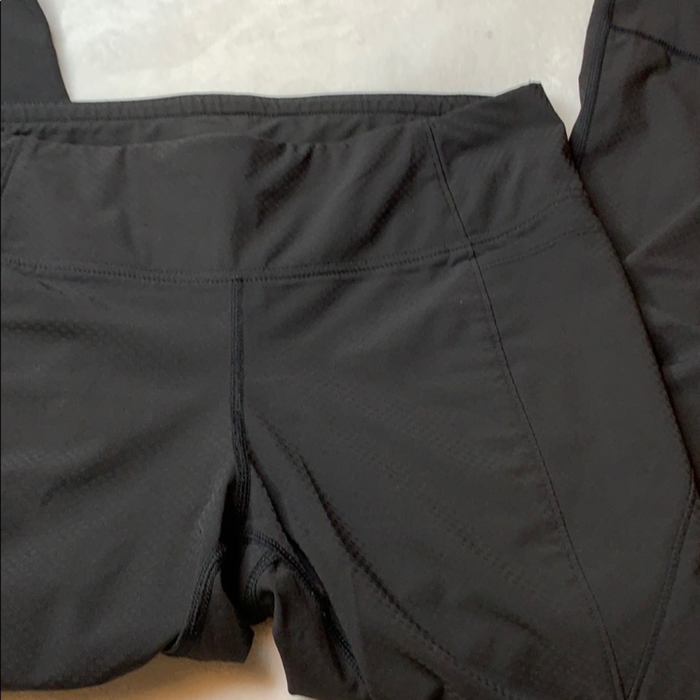 Athleta black activewear capris Leggings Yoga Gym Pants - Picture 15 of 16